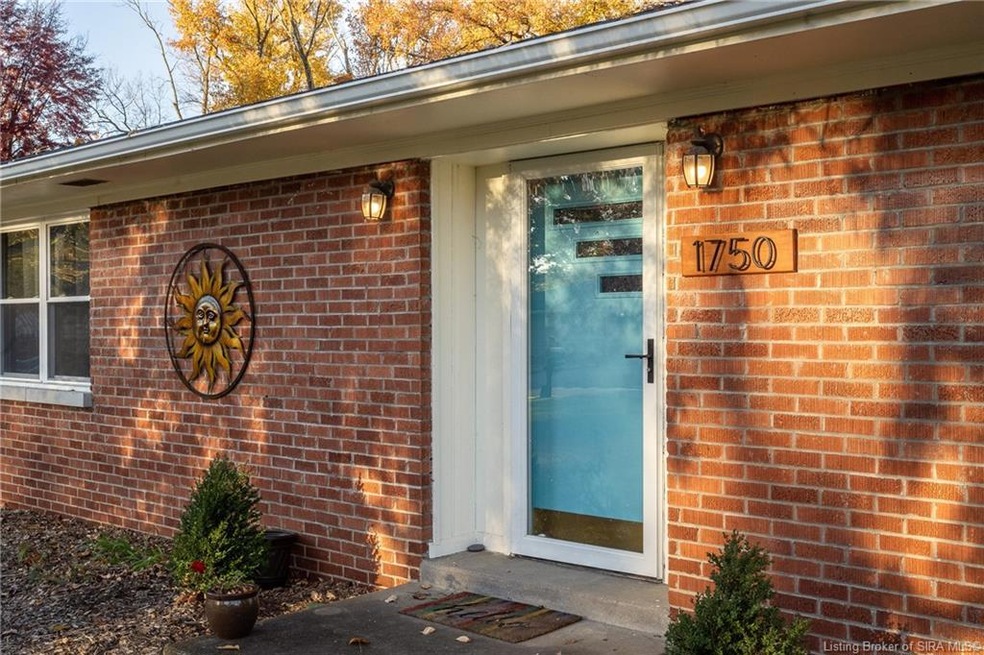 1750 Lynnwood Dr, New Albany, IN 47150 - photo 1