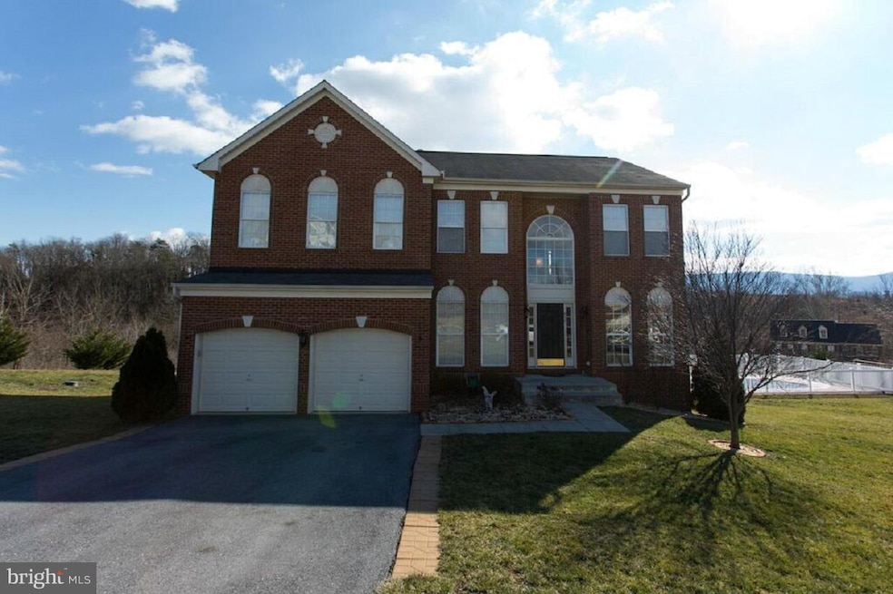 439 Meghann Dr, Woodstock, VA 22664 - photo 1