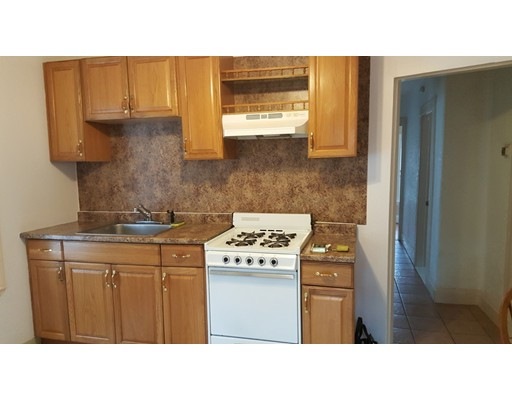 95 Reed Ave unit 2, Everett, MA 02149 - photo 1