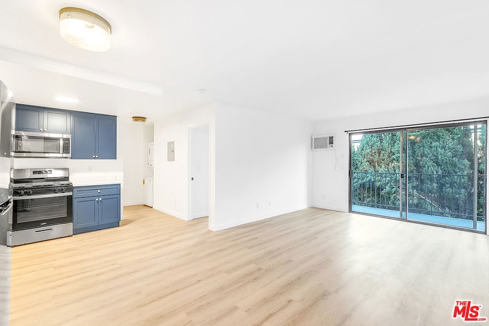 unlisted-address, Los Angeles, CA 90004 - photo 1