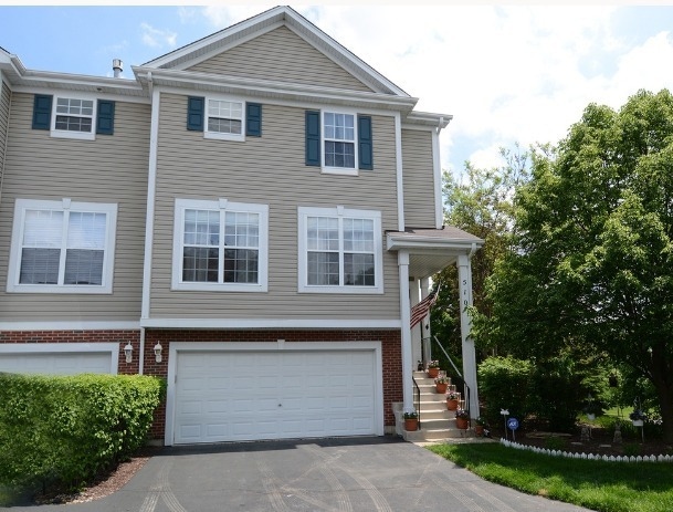 unlisted-address, Aurora, IL 60502 - photo 1