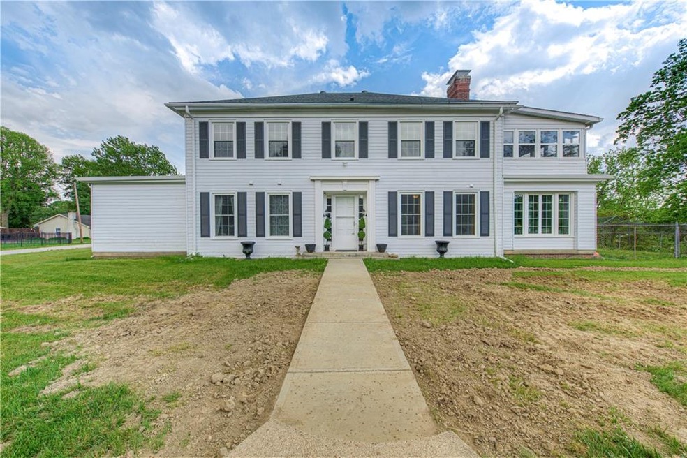 645 E Main St, Plainfield, IN 46168 - photo 1