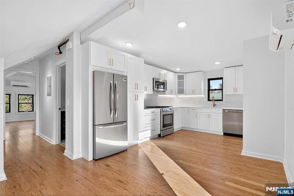 167 Harrison Ave unit 3, Montclair, NJ 07042 - photo 1