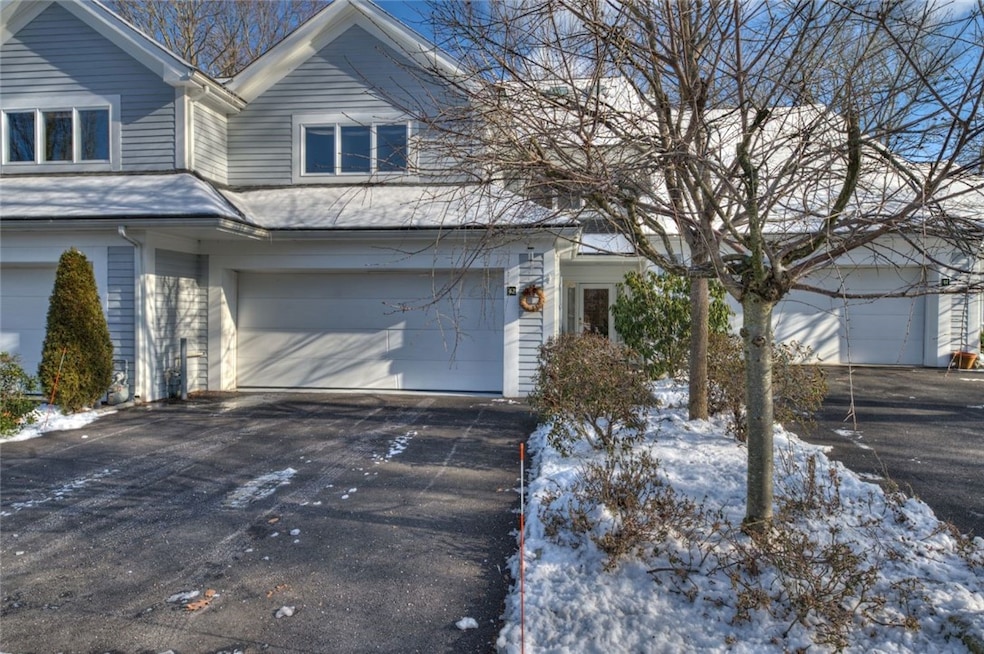 42 Bagy Wrinkle Cove, Warren, RI 02885 - photo 1