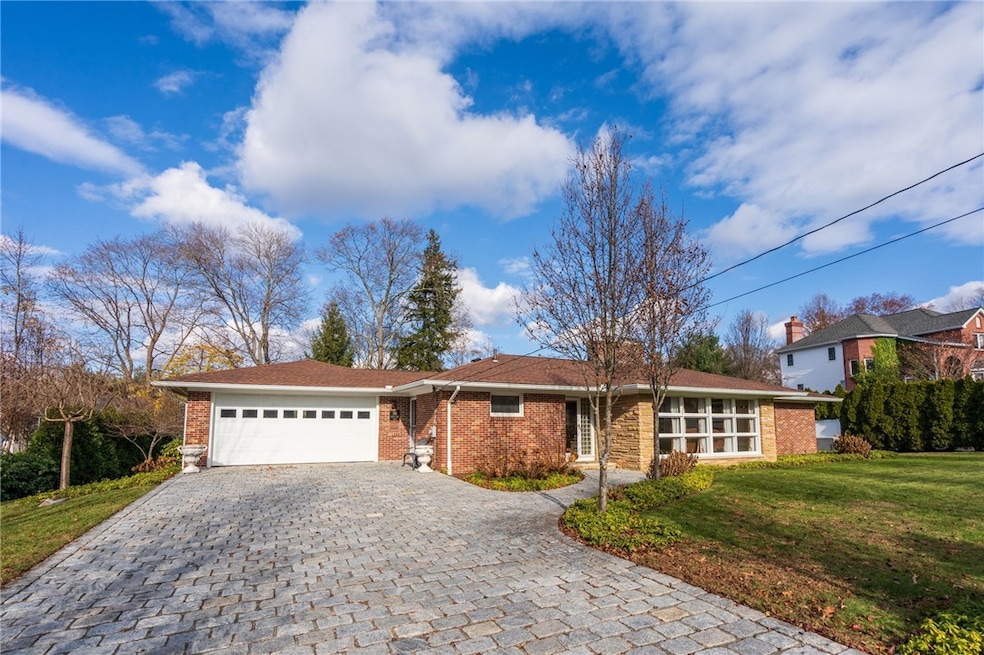 50 Applegate Rd, Cranston, RI 02920 - photo 1