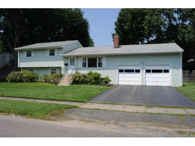 223 Katona Dr, Fairfield, CT 06824 - photo 1