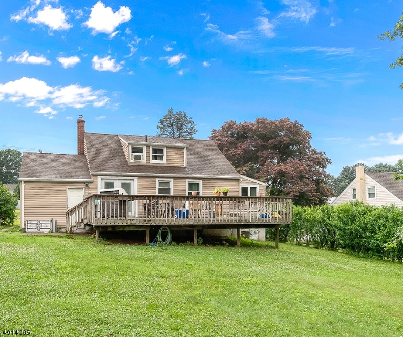 216 Penn Ave, Dover, NJ 07801 - photo 1