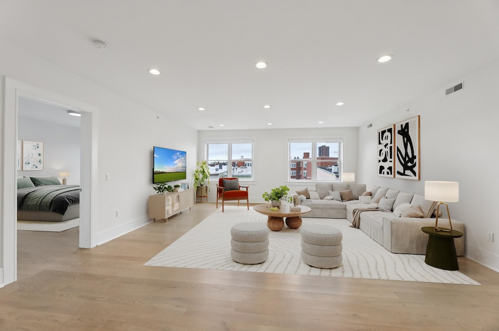 209-211 Hackensack Plank Rd unit 5B, Weehawken, NJ 07086 - photo 1