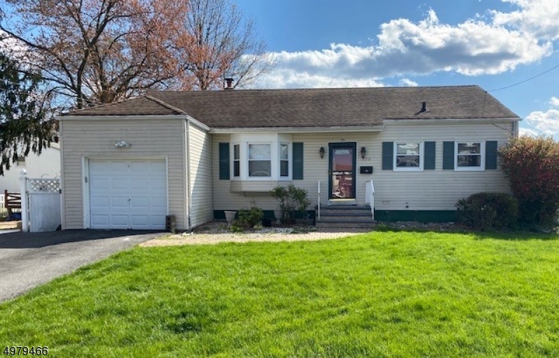 236 Dietz St, Roselle, NJ 07203 - photo 1