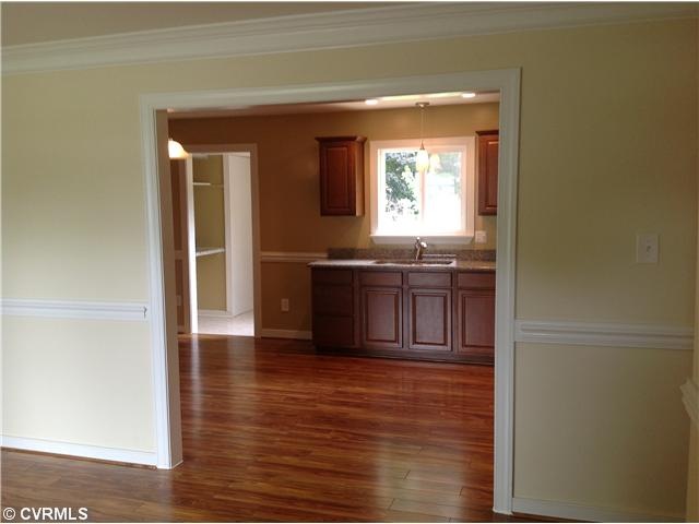 8524 Windingrun Ln, North Chesterfield, VA 23237 - photo 1