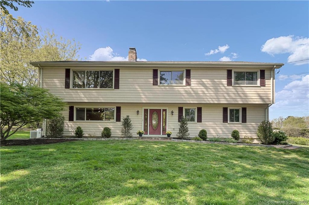 107 Split Rock Rd, Southport, CT 06890 - photo 1