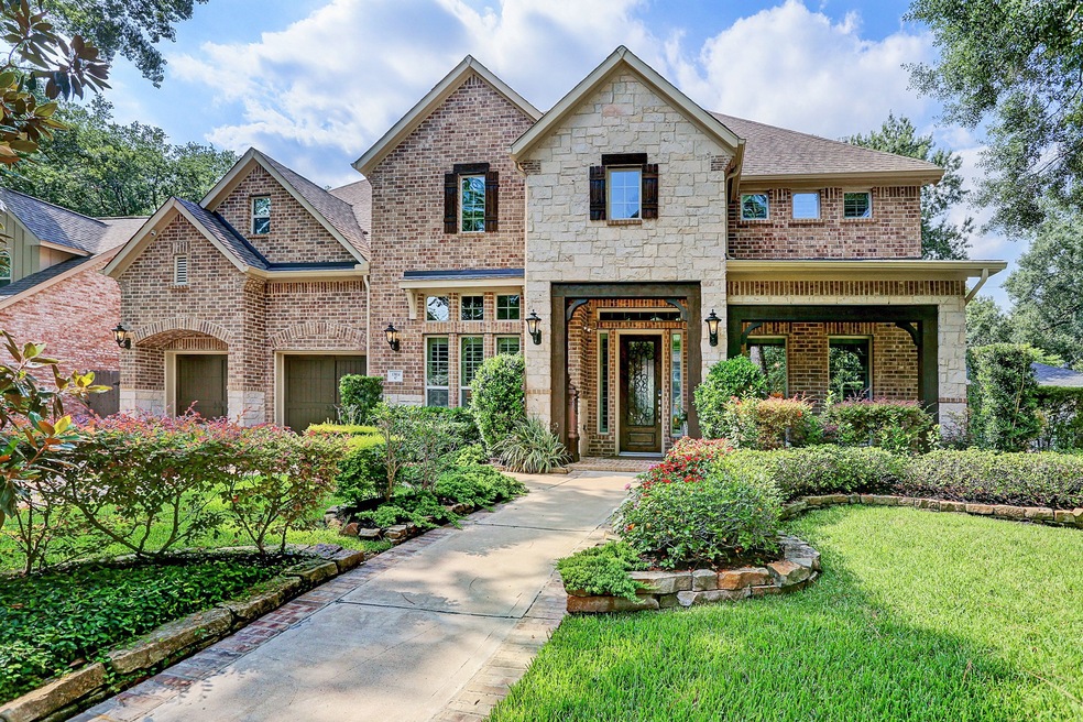 13814 Saint Marys Ln, Houston, TX 77079 - photo 1