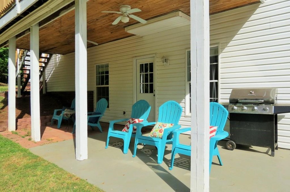 3407 Lake Ridge Place, Gainesville, GA 30506 - photo 1