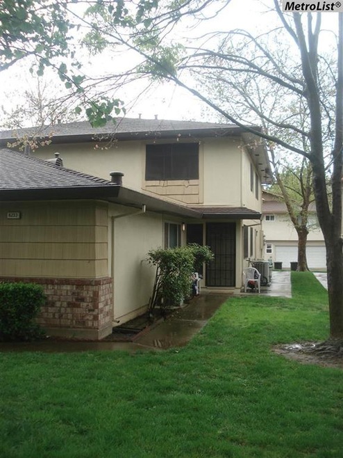 Two story unit.