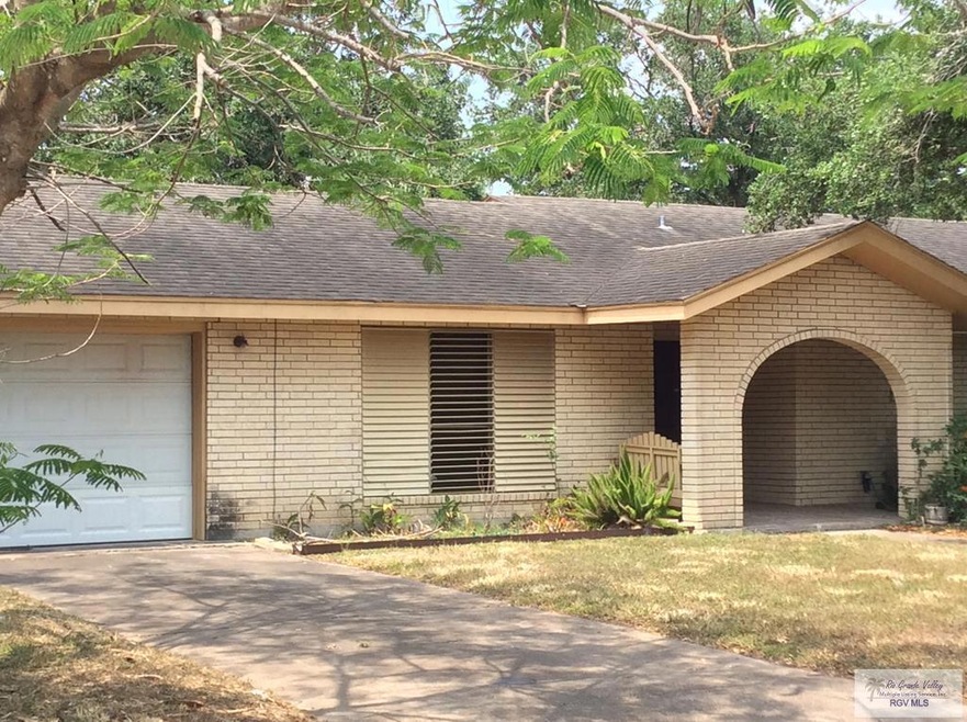 606 W 12th St, Weslaco, TX 78596 - photo 1