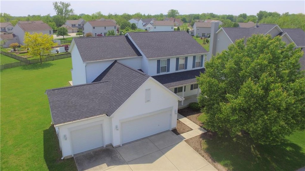 5043 Clay Creek Ln, Plainfield, IN 46168 - photo 1