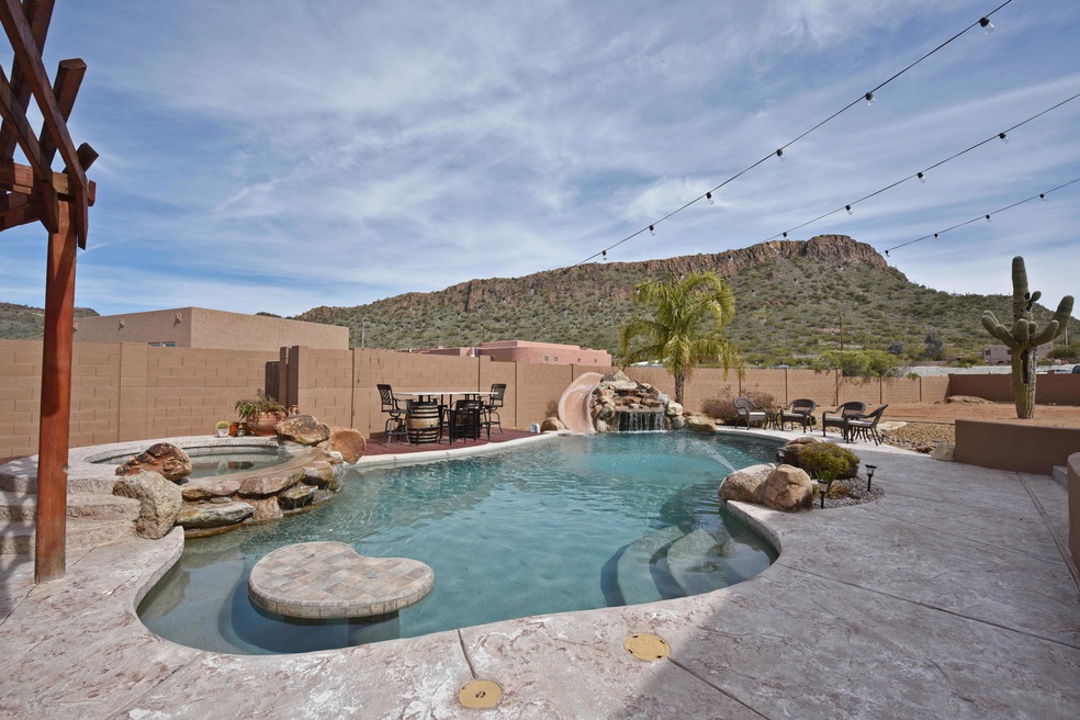 Pool 1