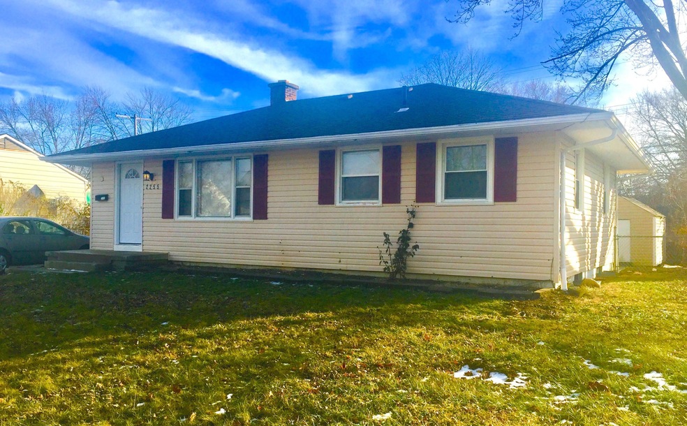 2255 Fenton St, Columbus, OH 43224 - photo 1