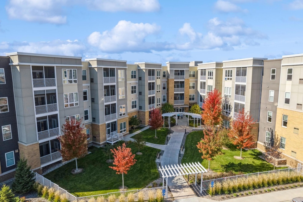 Come explore your next chapter in this vibrant 62+ community that offers distinguished one-level living!
