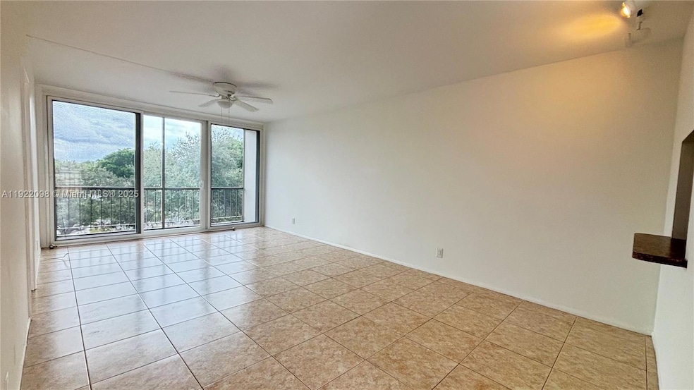 4501 NE 21st Ave unit 307, Fort Lauderdale, FL 33308 - photo 1