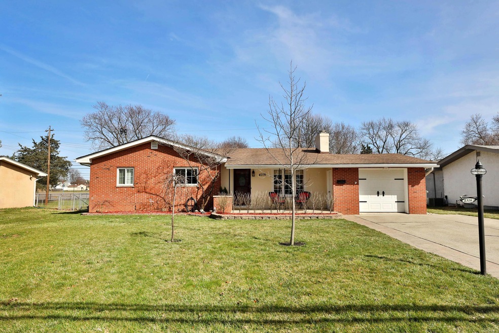 4316 Maize Rd, Columbus, OH 43224 - photo 1