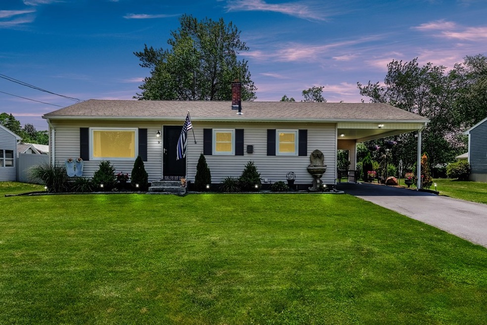 9 Brook St, South Hadley, MA 01075 - photo 1