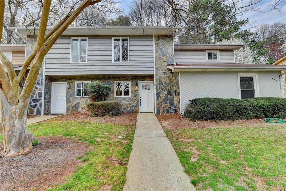 1679 Wynndowne Trail SE, Smyrna, GA 30080 - photo 1