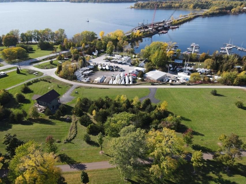 Under Contract $220,000