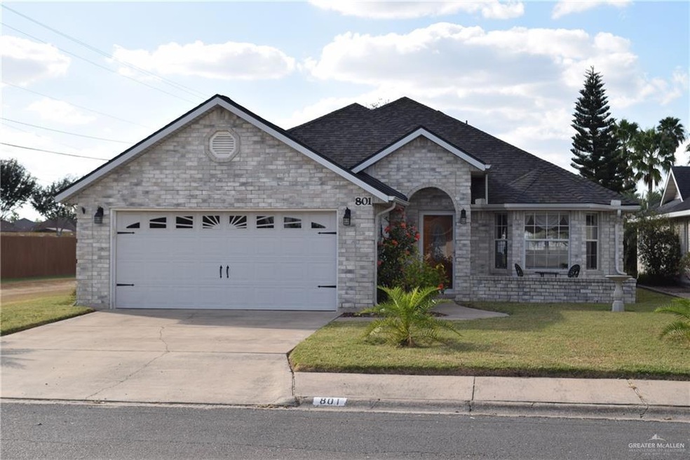 801 Nada Dr, Alamo, TX 78516 - photo 1
