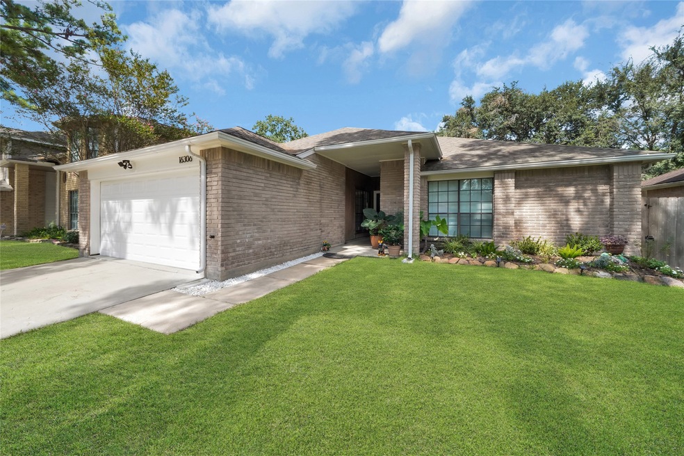 16306 Salinas Ln, Houston, TX 77095 - photo 1