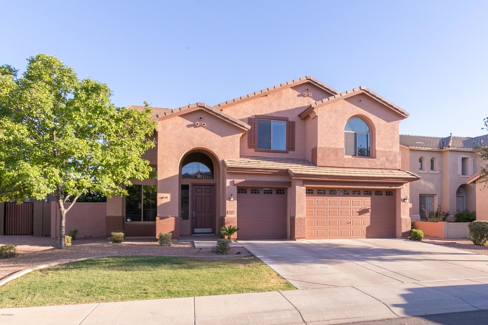 3089 E Goldfinch-2