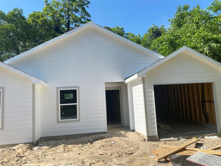 7116 Touchstone St, Houston, TX 77028 - photo 1