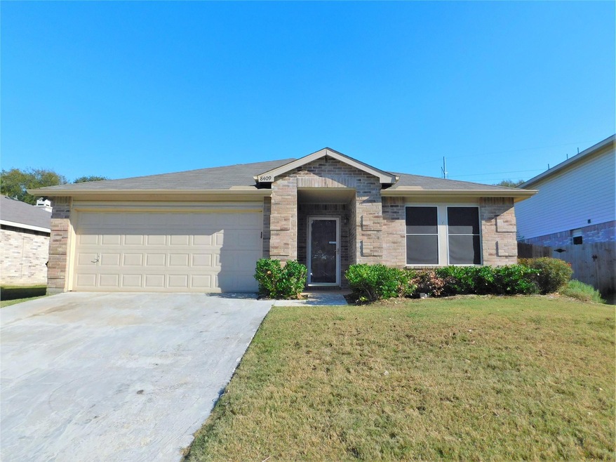 8409 Swan Park Dr, Denton, TX 76210 - photo 1