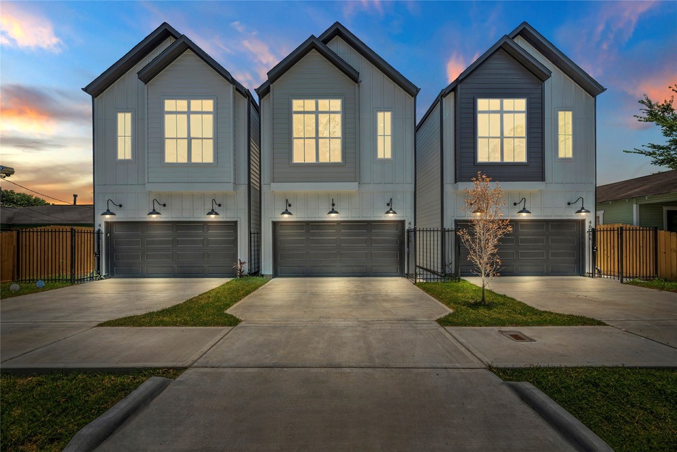 4608 Chapman St unit B, Houston, TX 77009 - photo 1