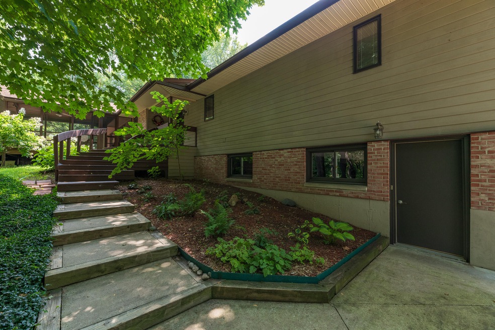 4500 N 8th-71