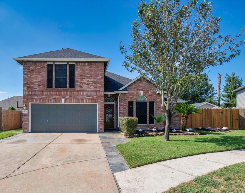 9927 Pierre Ct, Houston, TX 77089 - photo 1