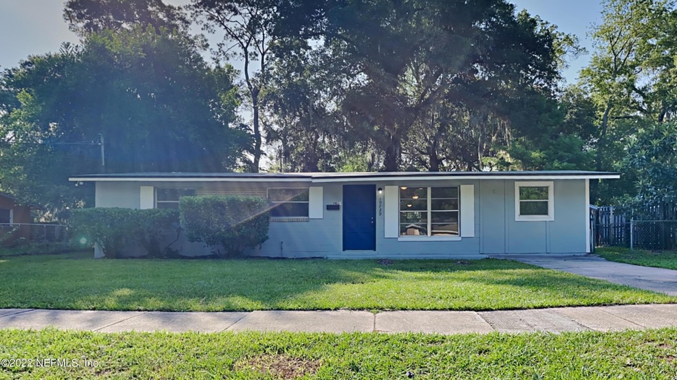 10729 Tulsa Rd, Jacksonville, FL 32218 - photo 1