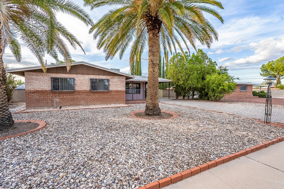 Front Curb Appeal