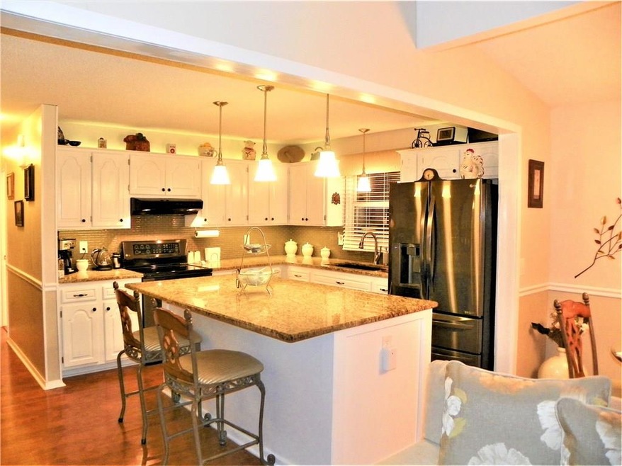 47 Walney Dr, Bella Vista, AR 72715 - photo 1