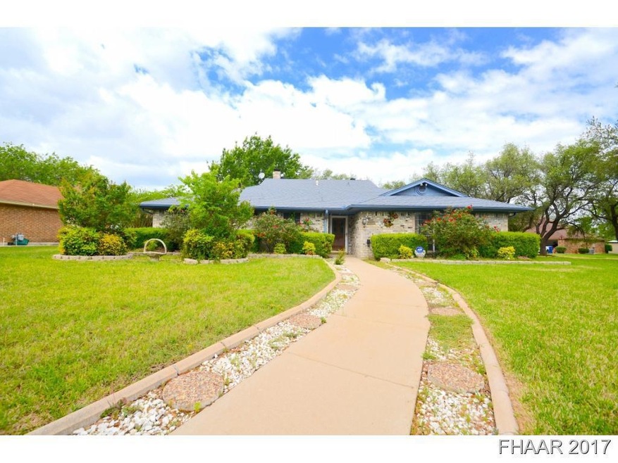 702 Kim Ave, Copperas Cove, TX 76522 - photo 1