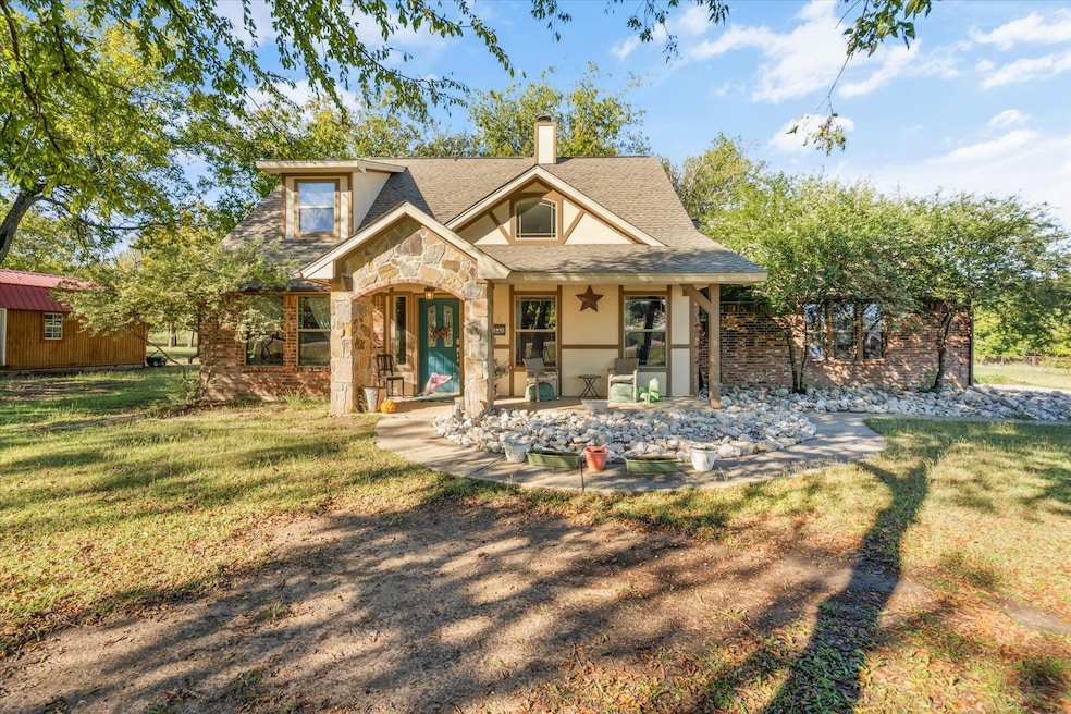 177 Miramar Cir, Weatherford, TX 76085 - photo 1