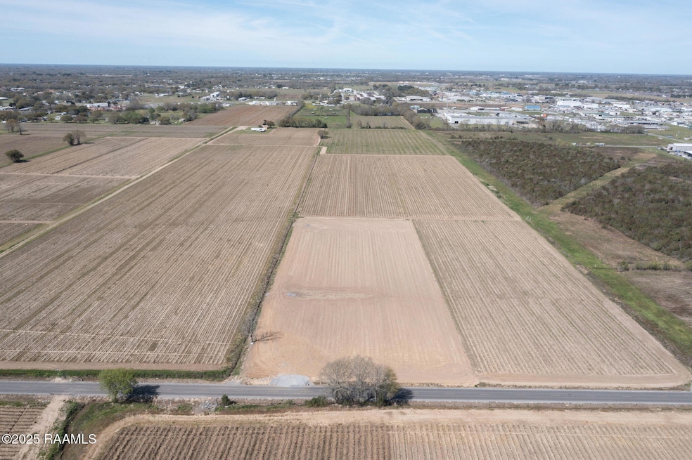 2111 Labit Rd, Broussard, LA 70518 - photo 1