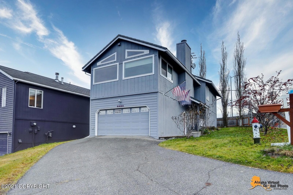 9325 Sea Parrot Circle