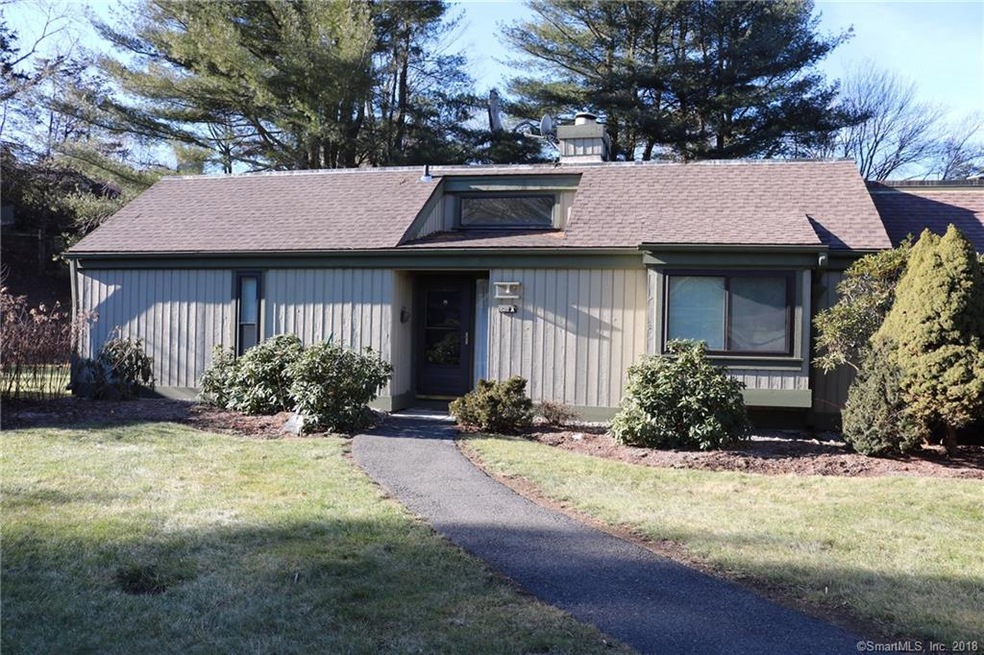 652 Heritage Village unit A, Southbury, CT 06488 - photo 1