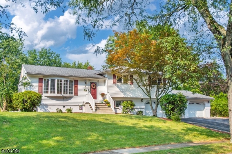 8 Grace Ct, Wayne, NJ 07470 - photo 1