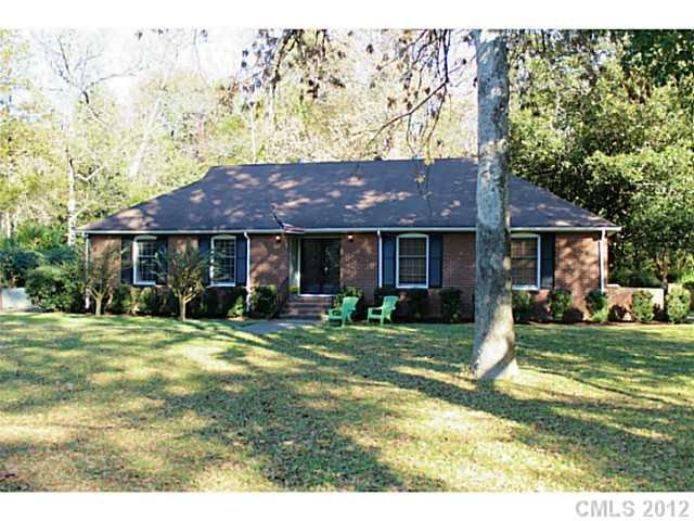 Exterior Front - Large lovely ranch home close to 