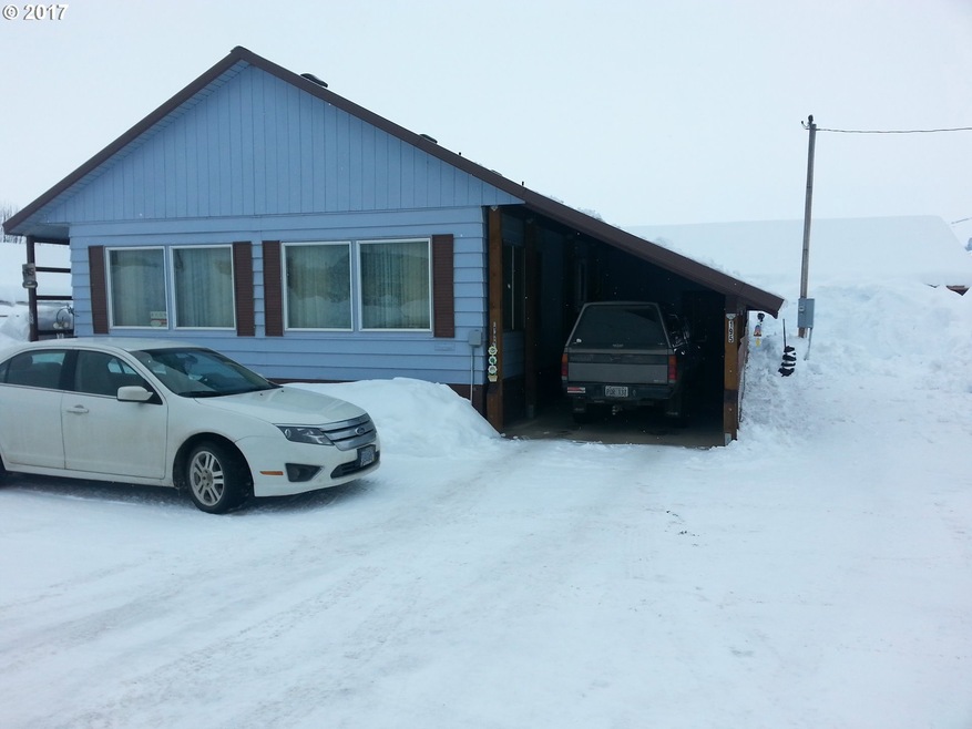 195 W Dawson St, Halfway, OR 97834 - photo 1