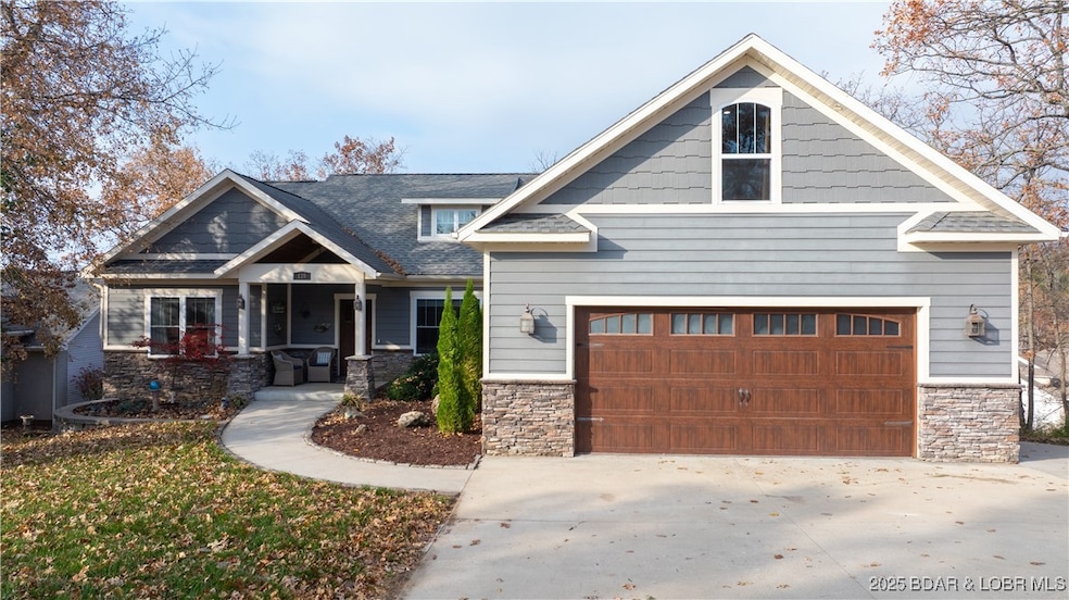 135 Windjammer Estates Dr, Lake Ozark, MO 65049 - photo 1