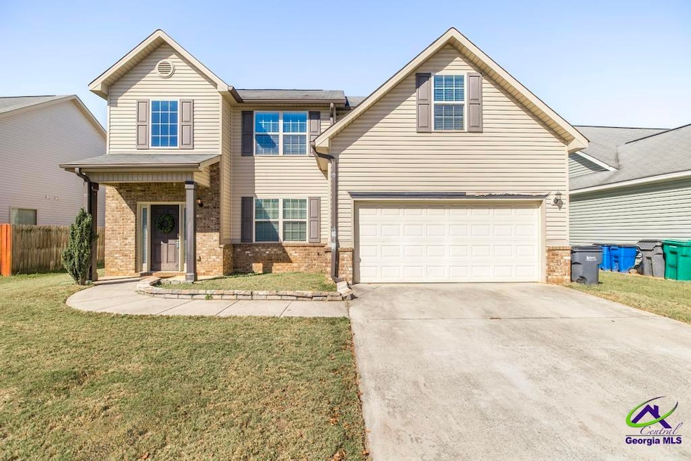 318 Flowing Meadows Dr, Kathleen, GA 31047 - photo 1