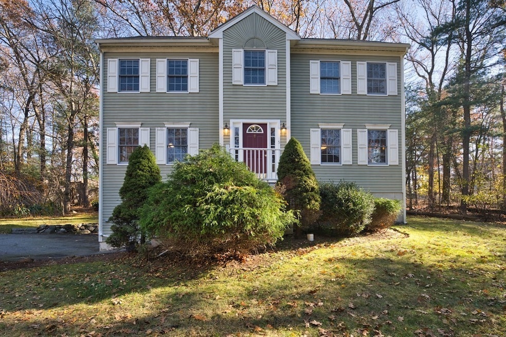 5 Old Mill Ln, Reading, MA 01867 - photo 1